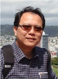 黃英哲教授